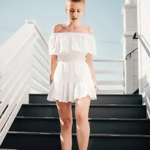 
White Dress		